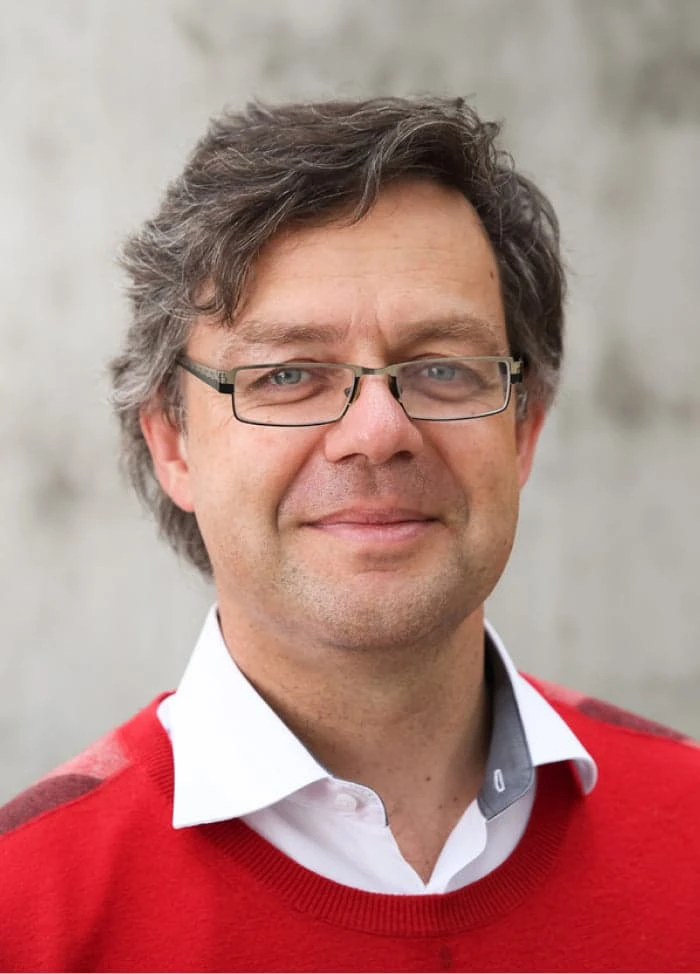 Dr. Matthias Troyer